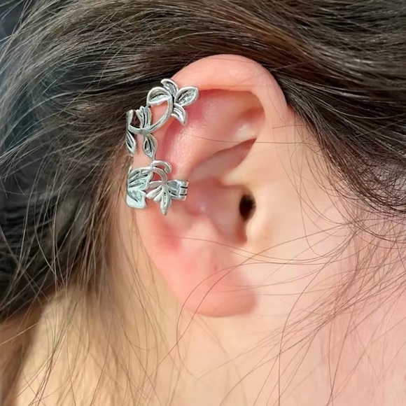 Ear Cuff Earring Womens Adjustable Non-Piercing Leaf & Flower Sterling Plated - Picture 1 of 6